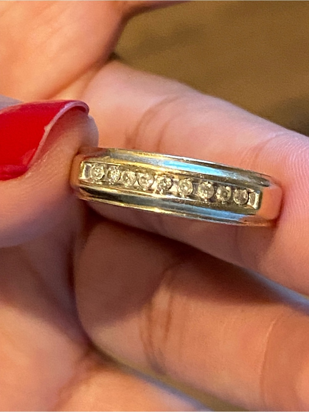 Vintage 10K Gold 9- Stone Diamond Band Ring – Size 7.5